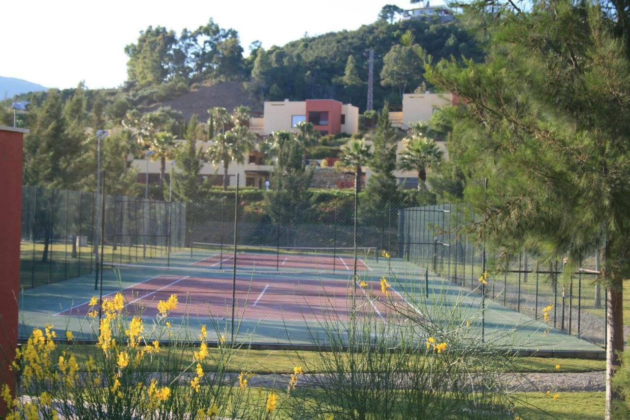 Apartamento En Magnifico Resort - Parque Botanico Estepona Kültér fotó